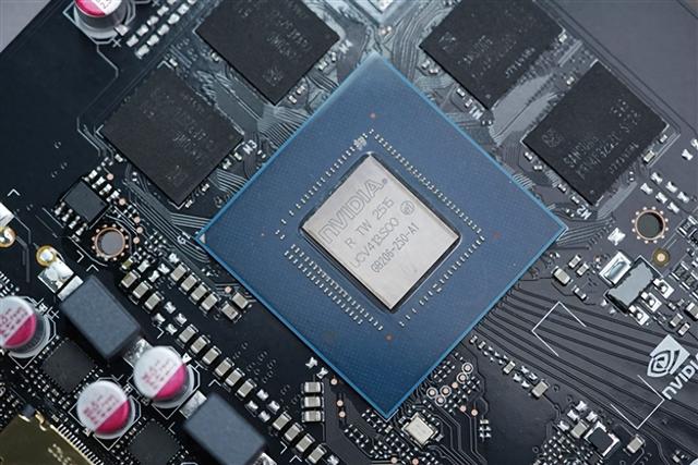 希望杀到1500元！RTX 5050桌面显卡真的有：唯一非GDDR7显存