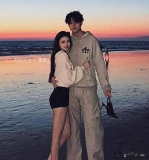 20岁小苹果恋情曝光惊呆全网，网友：这节奏完美复制老爸汪峰！