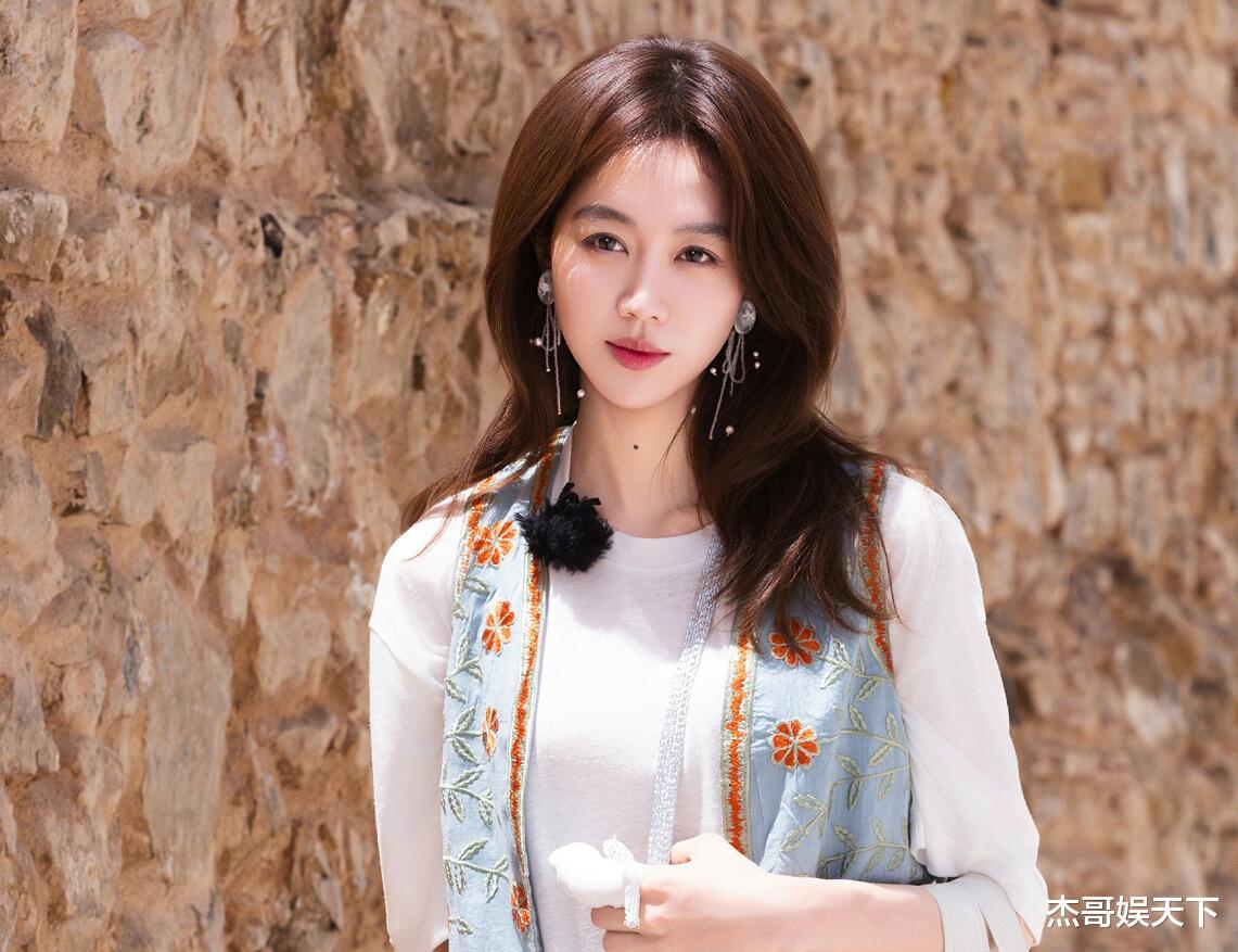 姜妍割自己的这一刀，让《中餐厅》彻底被打脸