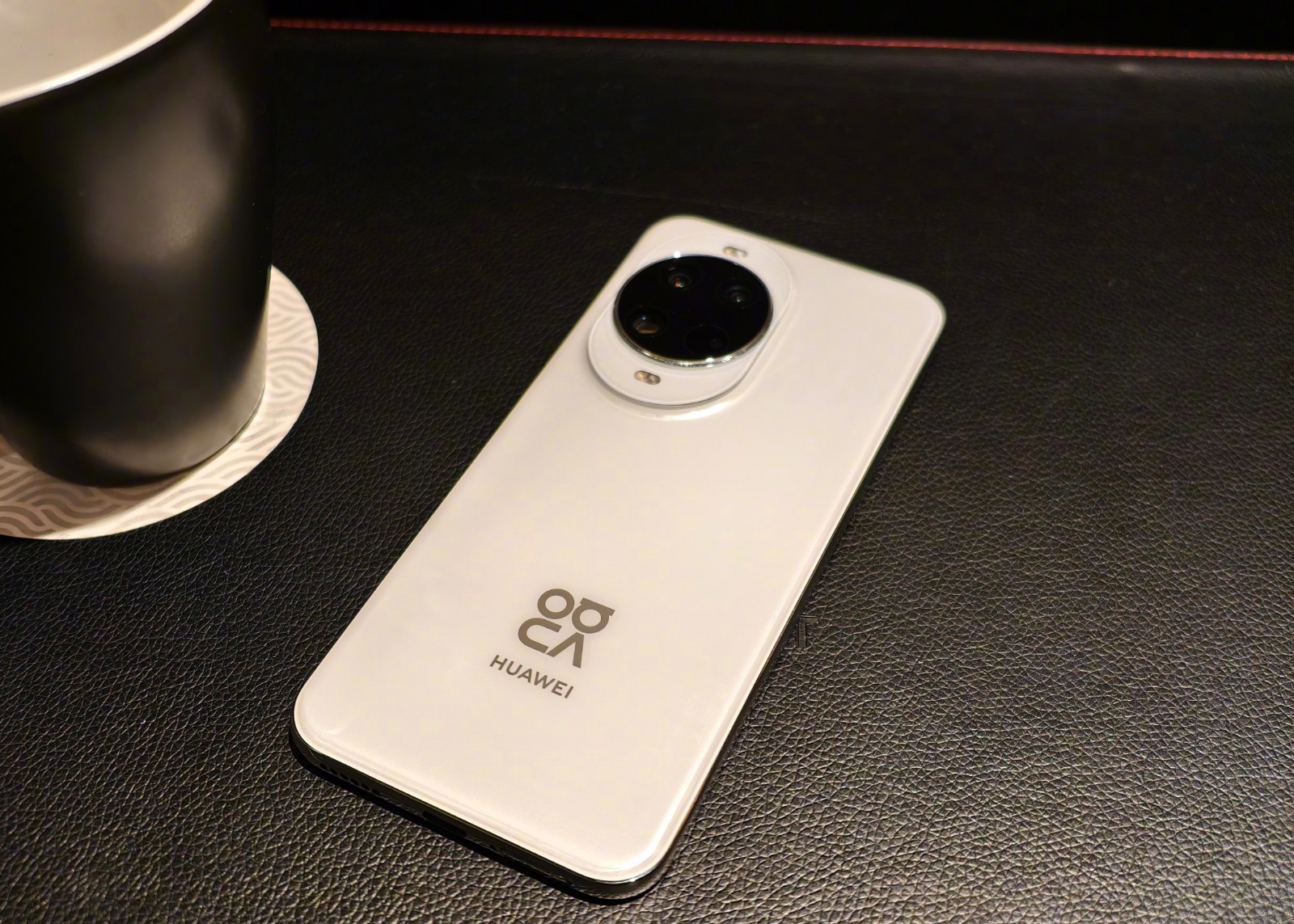 华为目前的“真香”机型，512GB+双卫星通信才卖3949元，配置全面