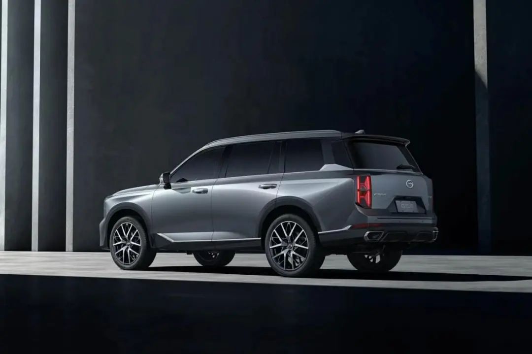 一家子出行必看 7座SUV，标配2.0T，座椅按摩 10万就能买