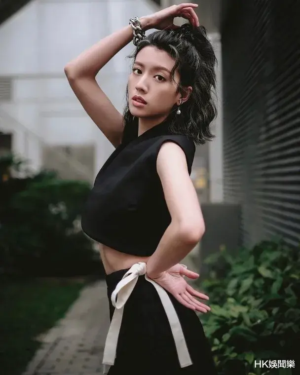 惨遭雪藏2年没剧拍！TVB视后暗示终于有新角色，曾陷假学历、假车牌风波