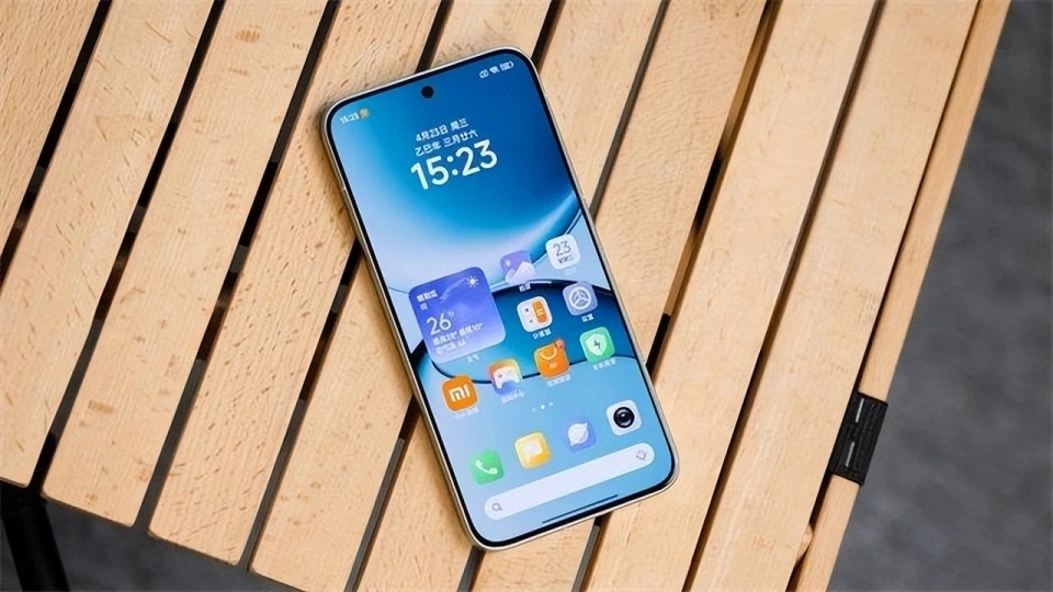 小米“用力過猛”，16GB+1TB突降至2421元，頂配版重回“親民價”