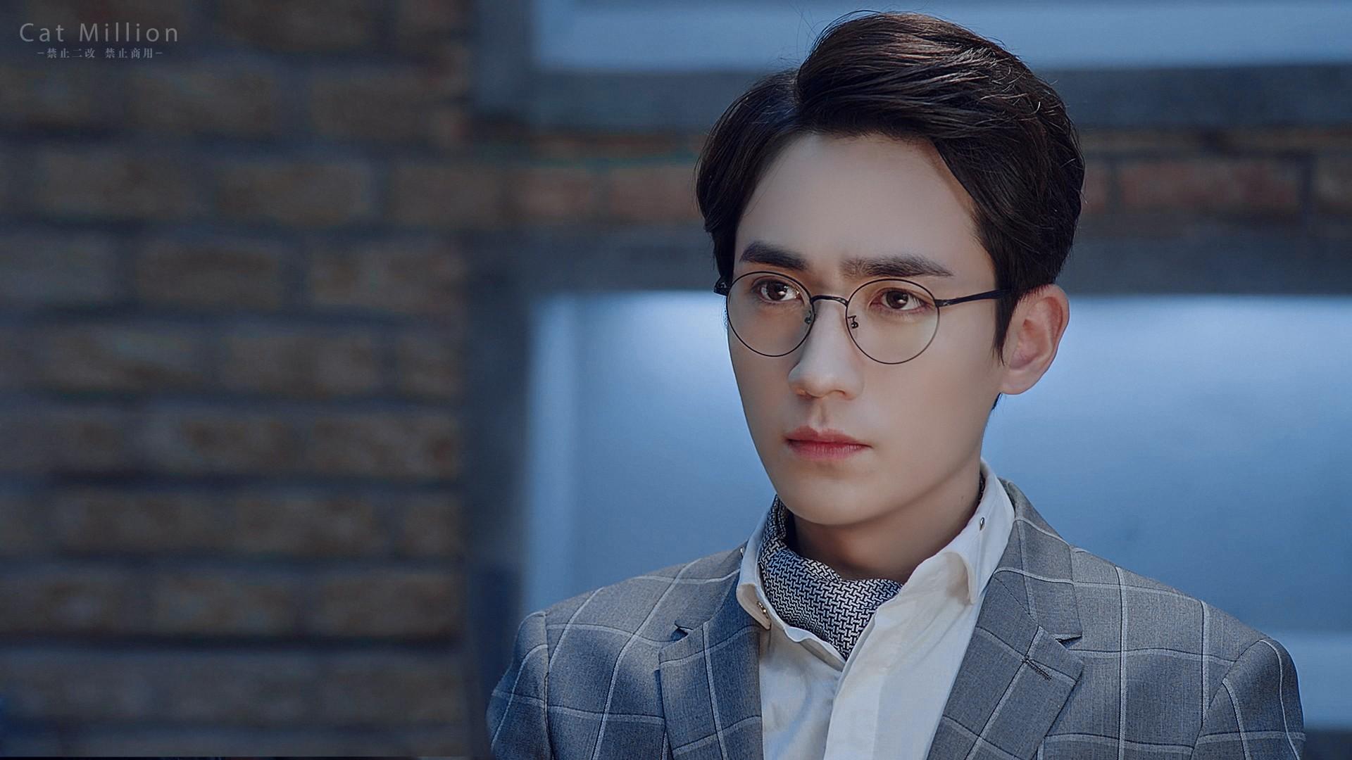 央视发文，高调官宣37岁朱一龙喜讯，全网恭喜，终于等到这一天