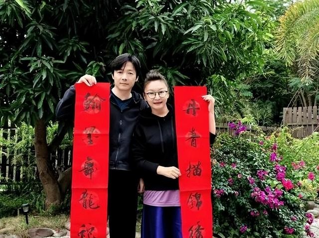 演员祖峰:我无儿无女,把所有积蓄交给妻子,此生过得自在又幸福