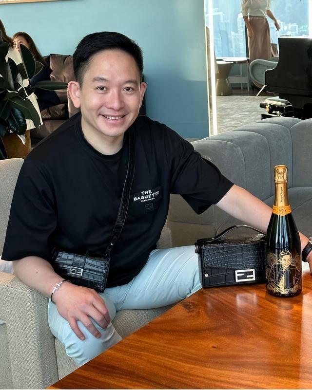 香港知名富豪坠马入院