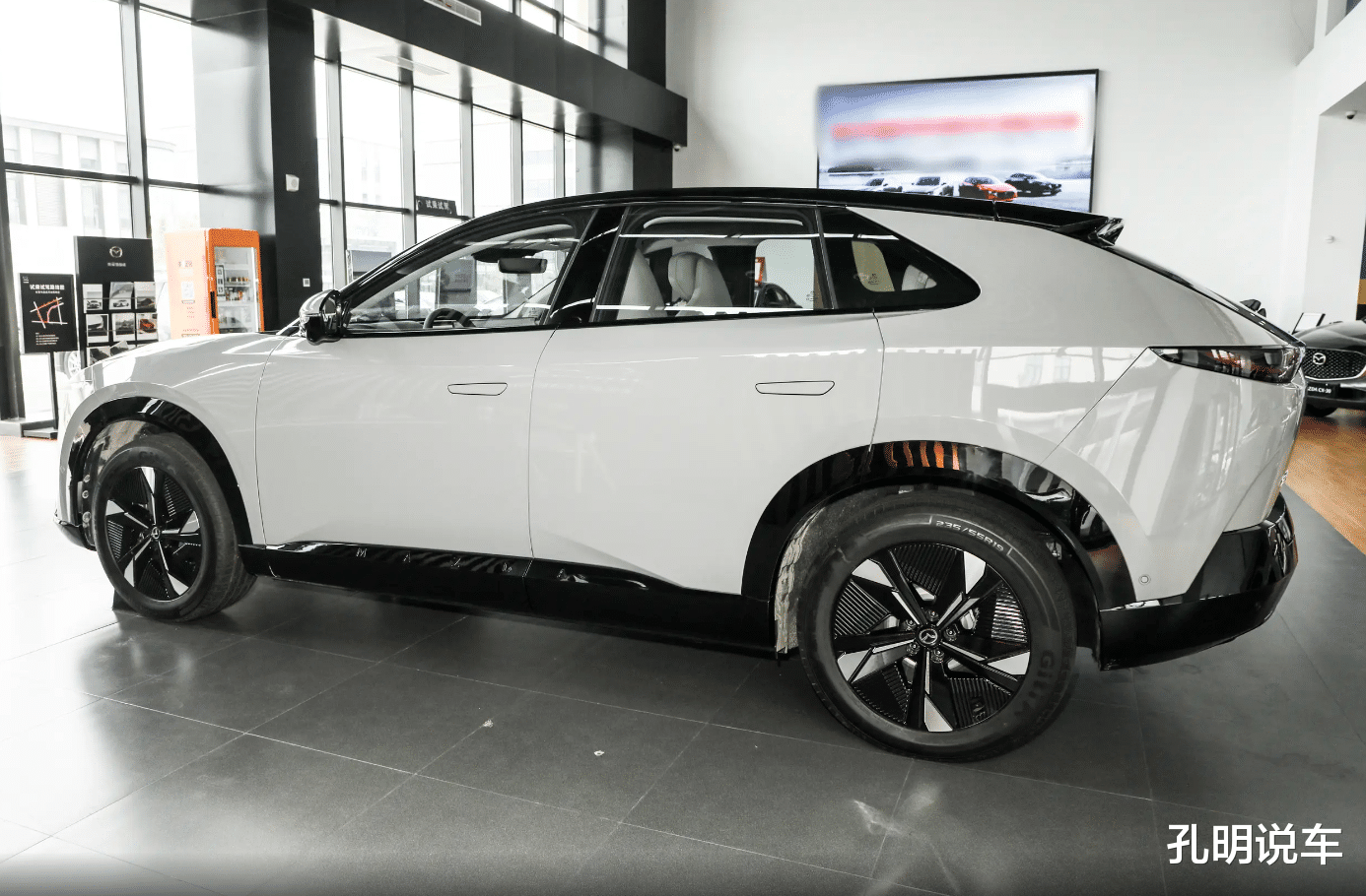 马自达EZ-60起步11.99万,合资新能源露出獠牙,有实力价格战?