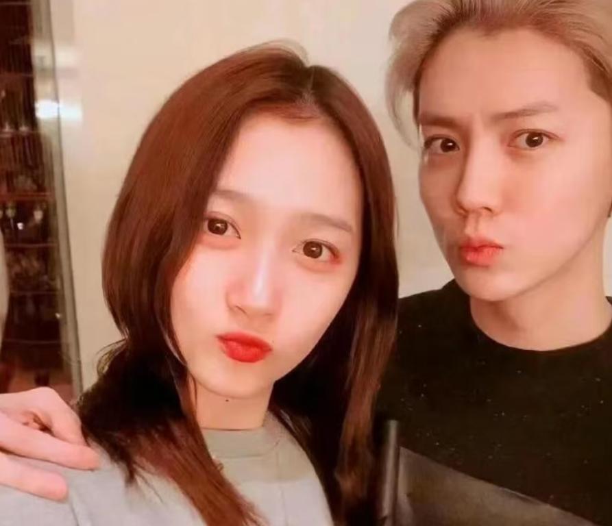 不到48小时连曝4个瓜，被抓进去、众星失联、分手被锤，个个离谱