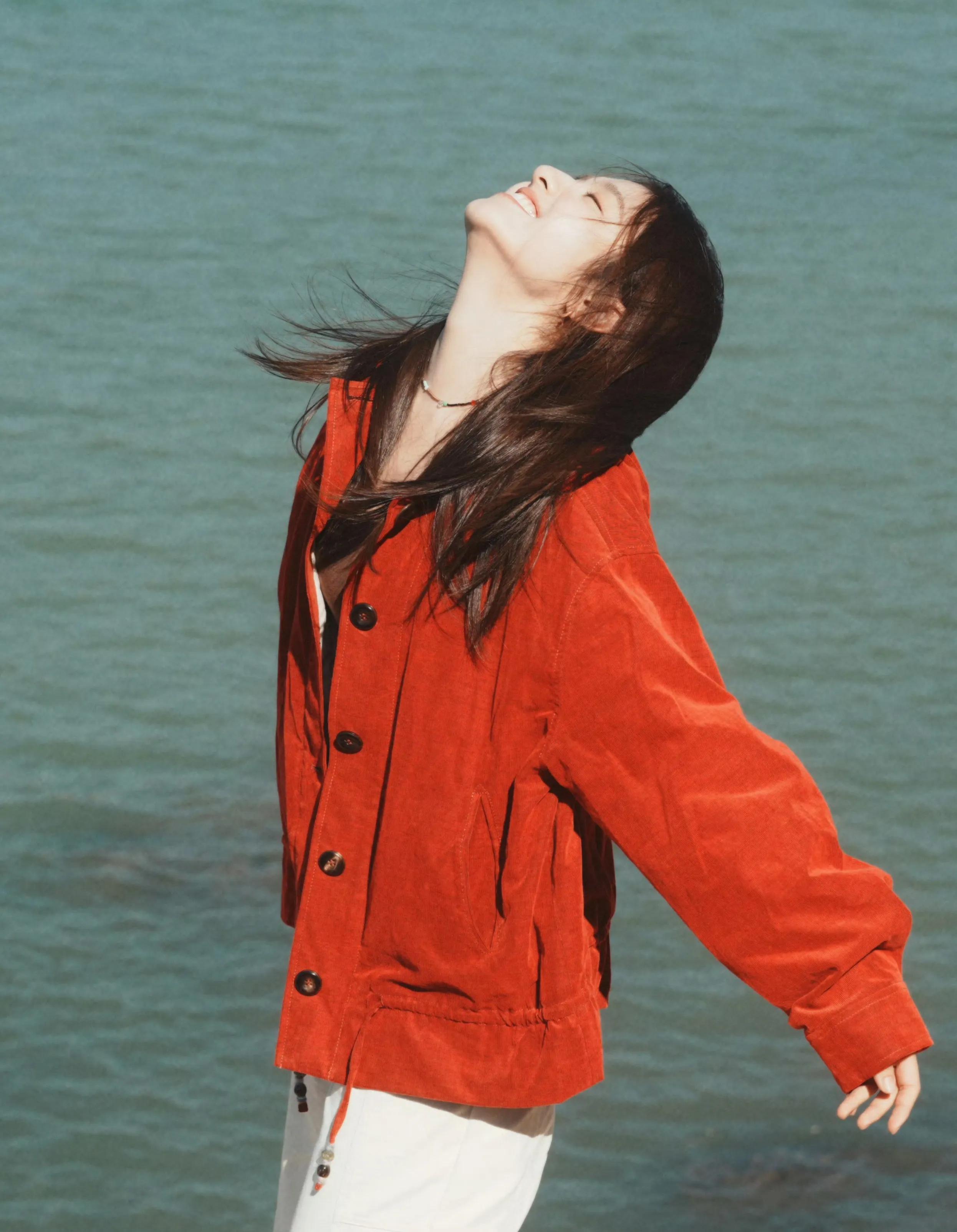 李兰迪写真美图,笑容灿烂