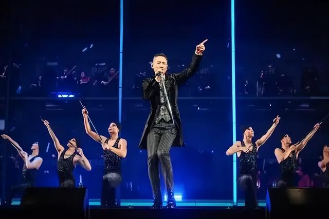 老婆败光20亿家产，狂开演唱会是为了还债？张学友终于回应了