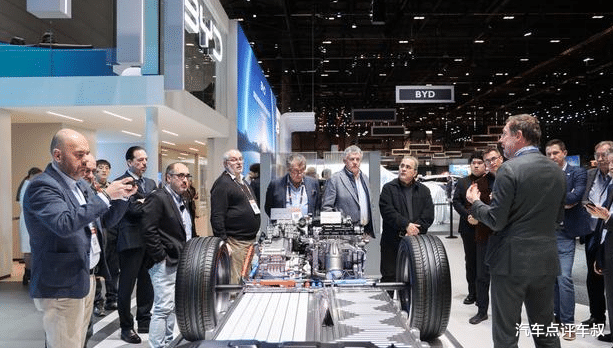 开倒车!新能源时代燃油车为何突然逆势回暖?