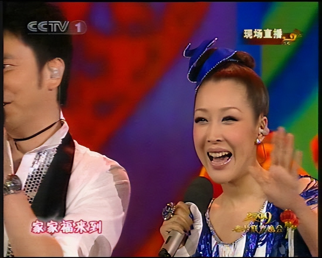 53岁孙悦现状：嫁大9岁二婚富豪，生冠军儿子，状态比20岁还要好