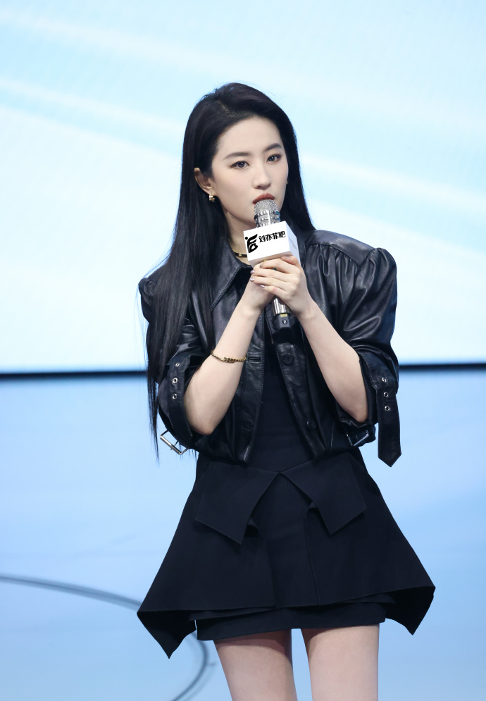 继续放送！直击刘亦菲活动现场