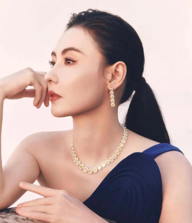 张柏芝不再沉默！坦白三胎儿子生父身份，难怪谢霆锋拒和王菲领证