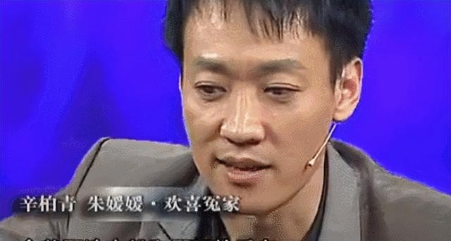 在妻子朱媛媛离世后，51岁的辛柏青却因为两个动作，再次口碑暴涨