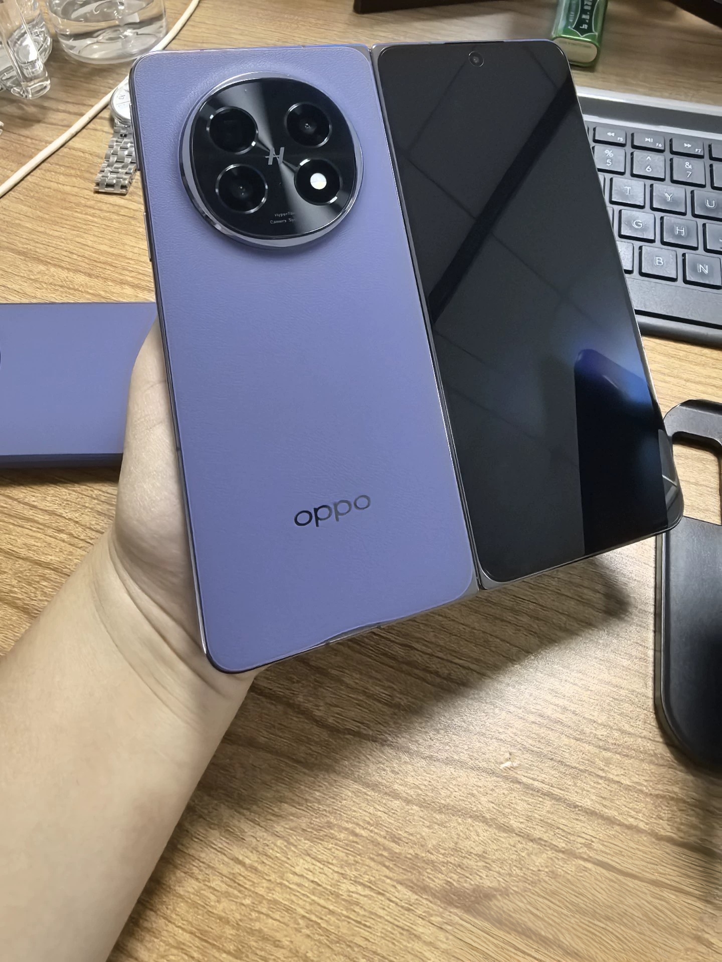 今年买折叠屏不是华为就是oppo?