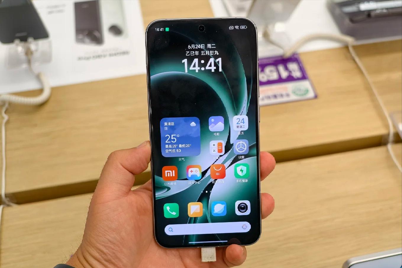 “价格亲民”的三款旗舰机！512GB不足3000元，可流畅运行五年