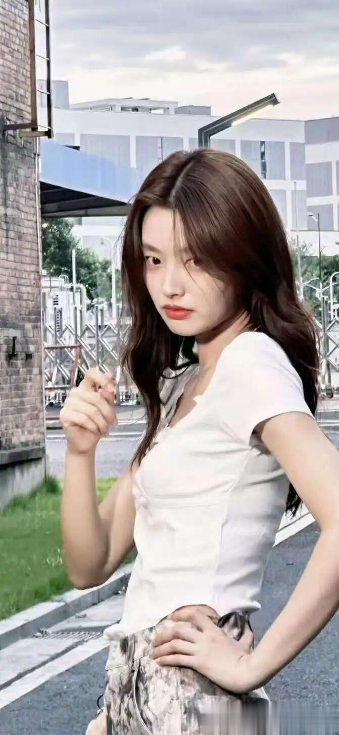 徐若晗美图分享