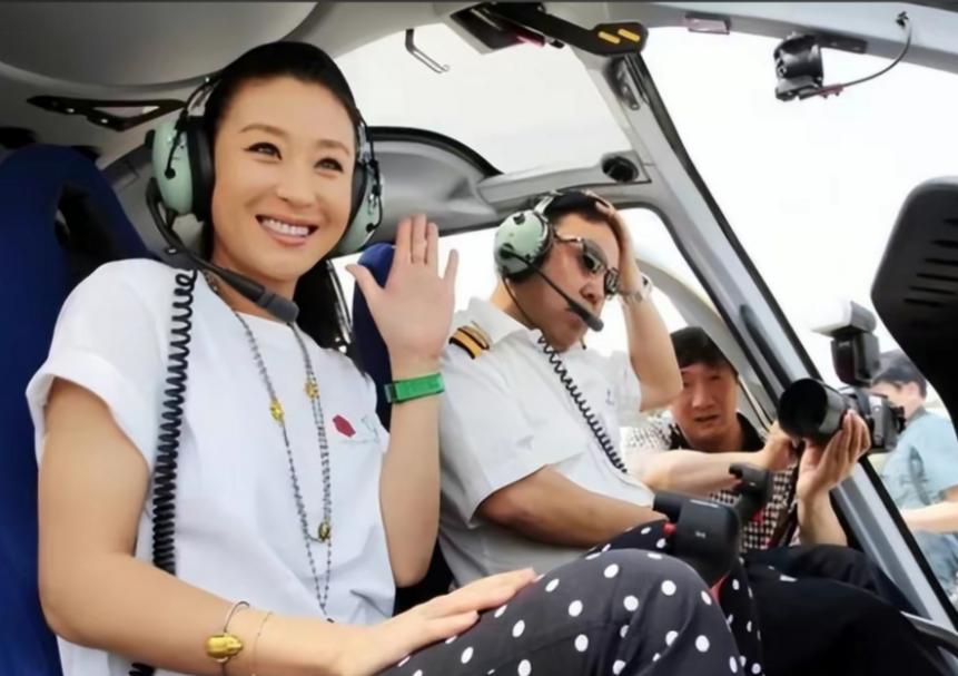 饭喂嘴里都不会吃,48岁消失了的苗圃,是内娱的损失和“悲哀”