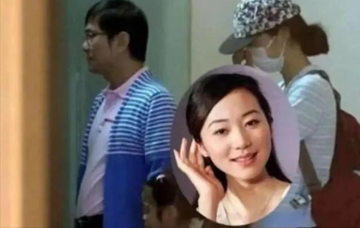 42岁韩雪和60岁老公现身马尔代夫，万山秃顶发福，同框像父女