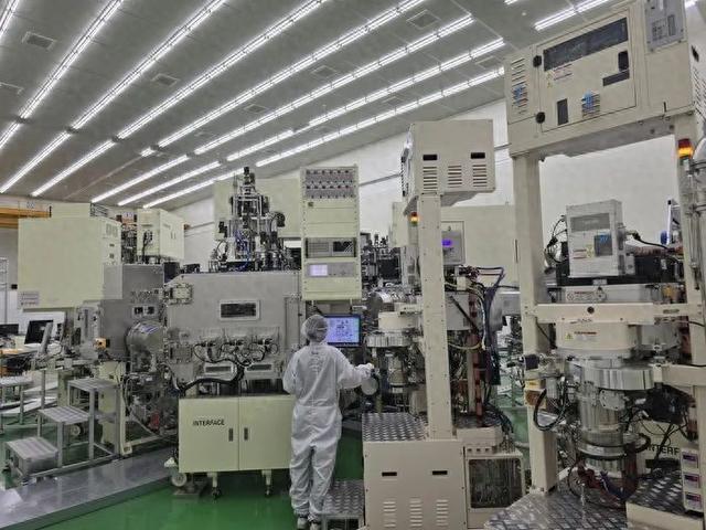 1.8亿！京东方订购OLED设备