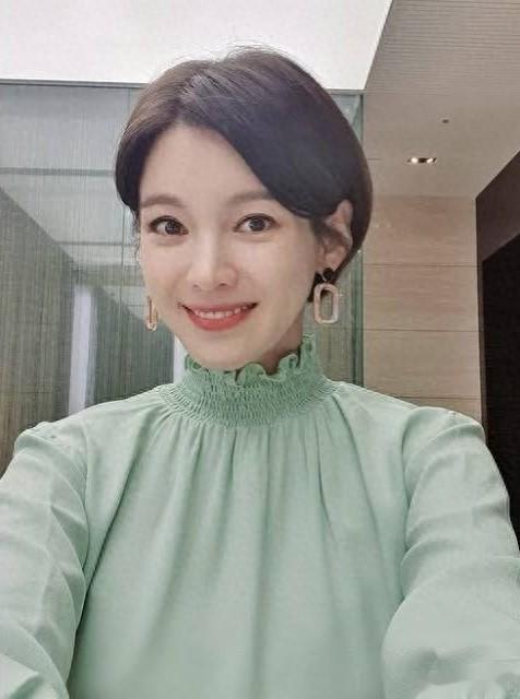 韩国女星离婚后做出租车司机，如今松口谈再婚：孩子想法让人意外