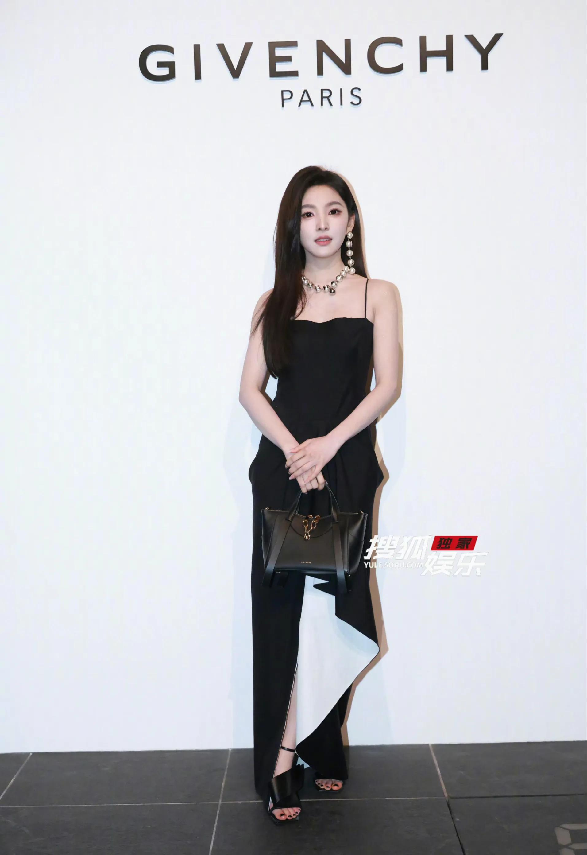 章若楠活动生图，好漂亮\uD83D\uDE0D