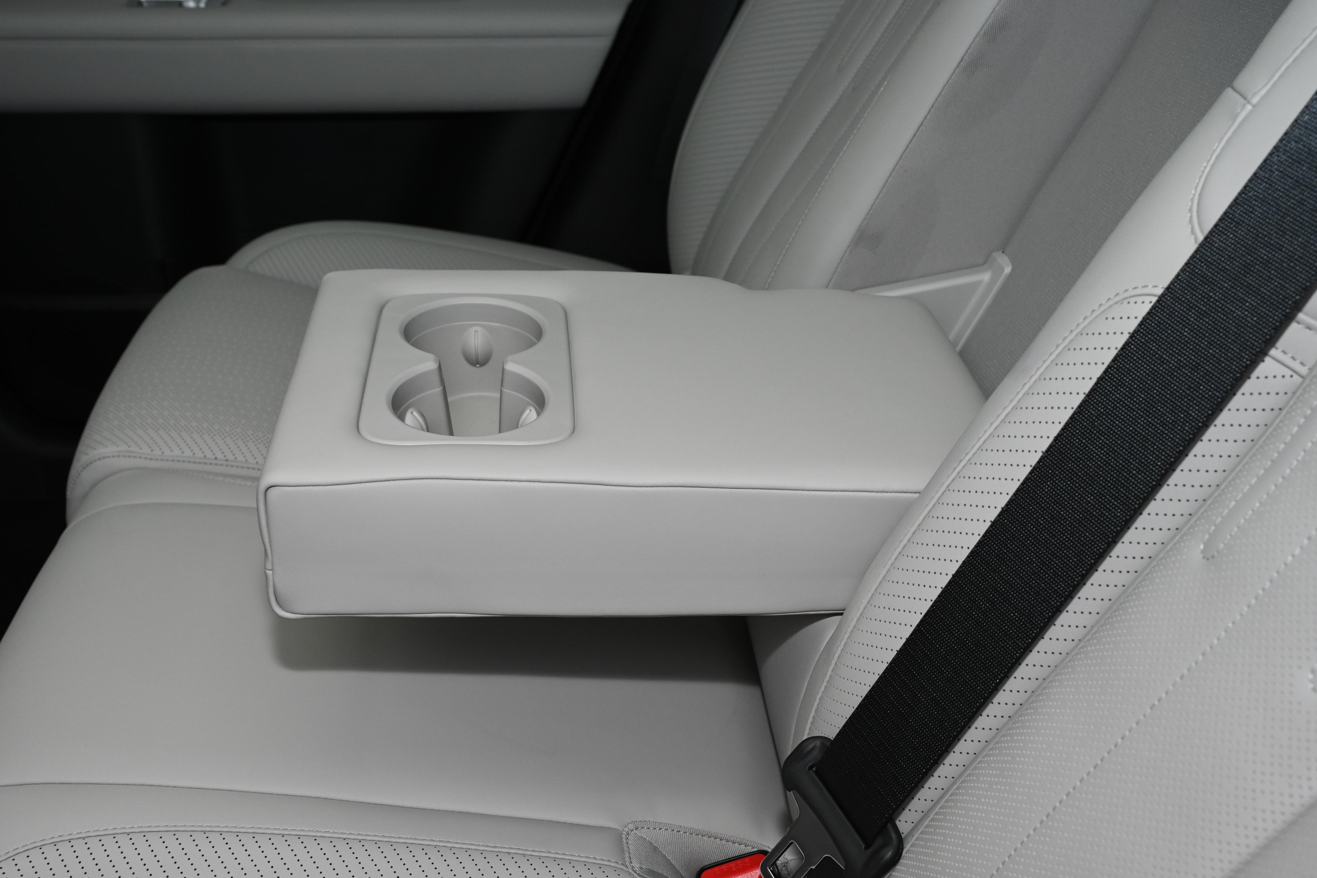 可城可野,全能SUV!17.98万起,方程豹钛7实力如何?