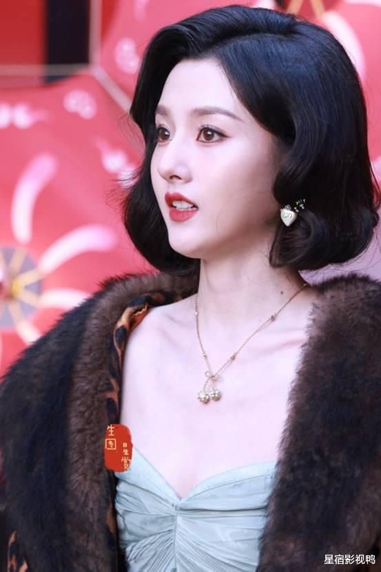 上海这一天：孙俪又嫩了，杨紫美出新高度，宋祖儿穿的是个啥啊？