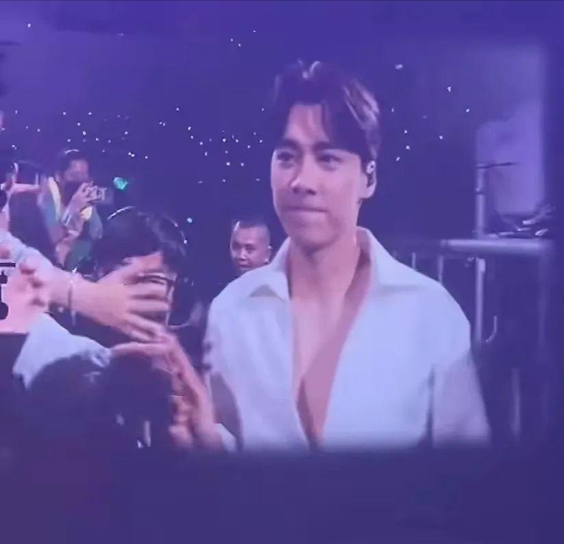 内娱今天真热闹！李明德刑满释放，李易峰迎坏消息，资本彻底输了