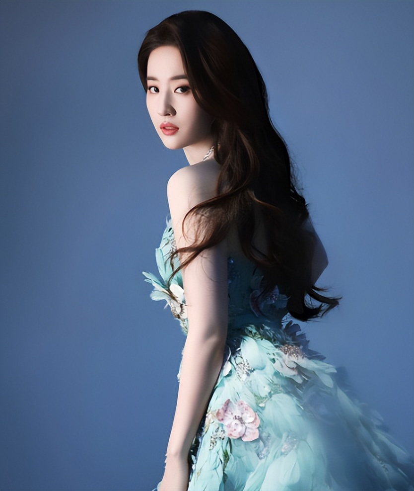 向太终于开口！坦白刘亦菲真实人品，原来巩俐当初真没说谎