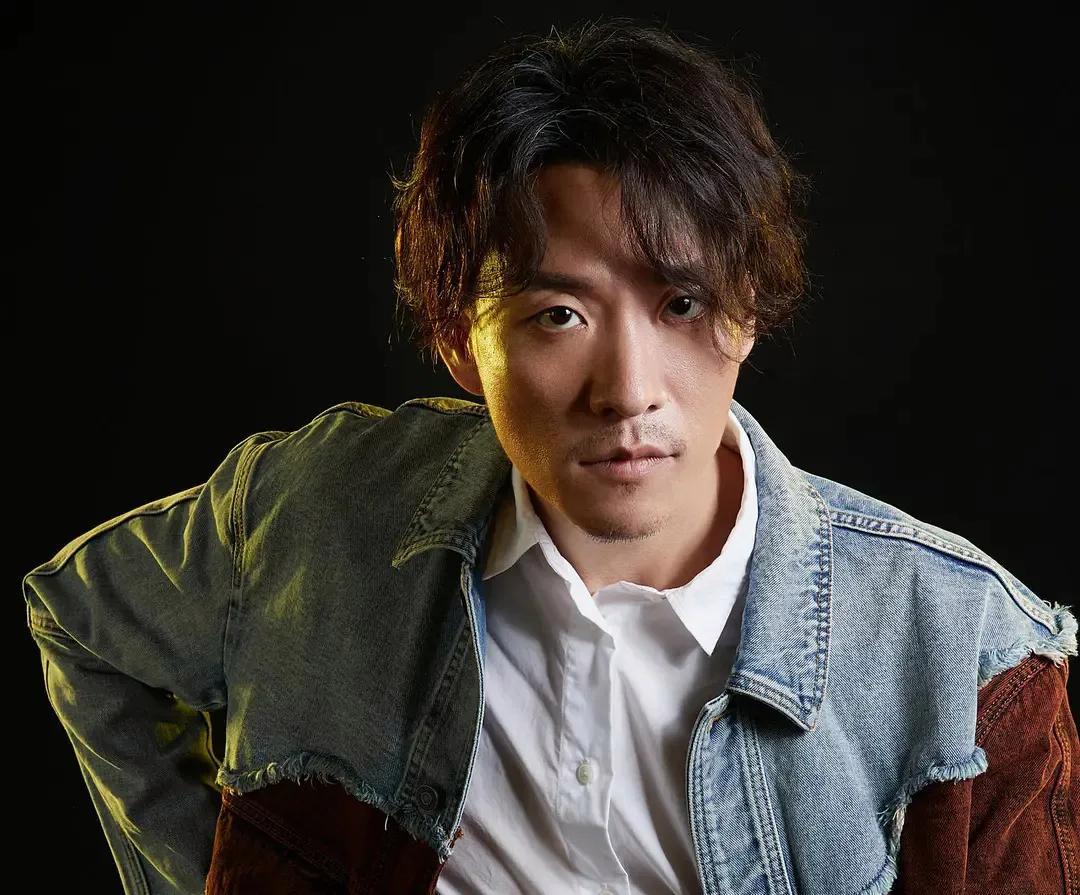 他当兵16年，荣获二等功1次，三等功7次，40岁凭《狂飙》一举成名