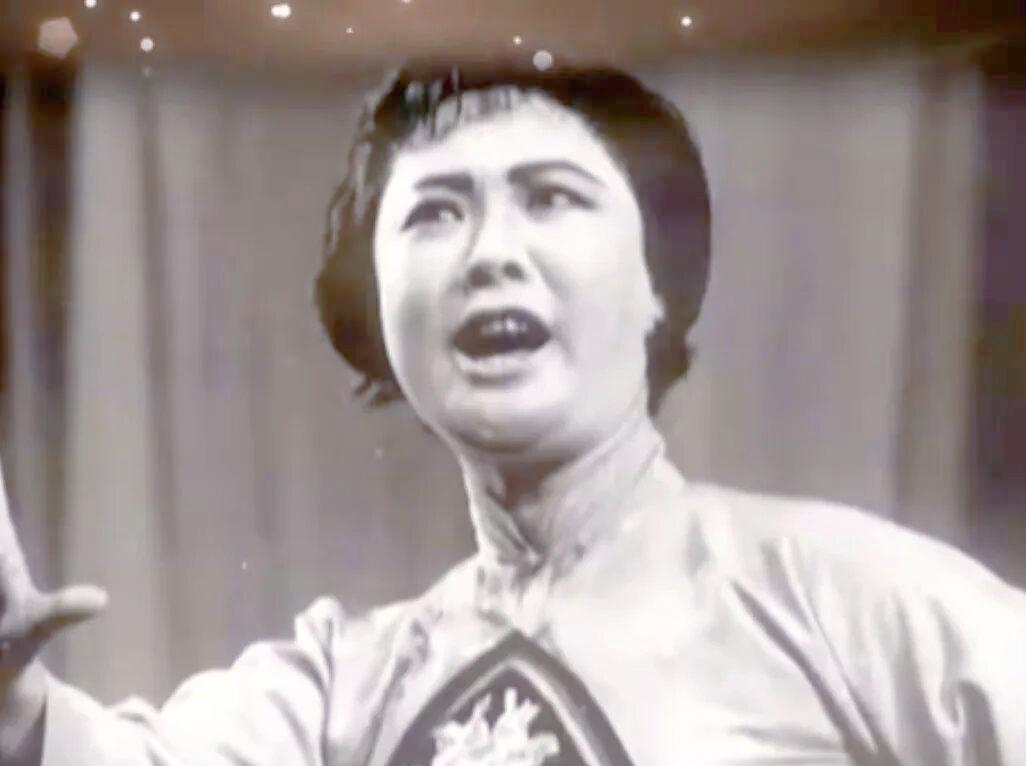 歌唱家郭兰英：首届春晚就登台，有两次婚姻，如今无儿无女也幸福