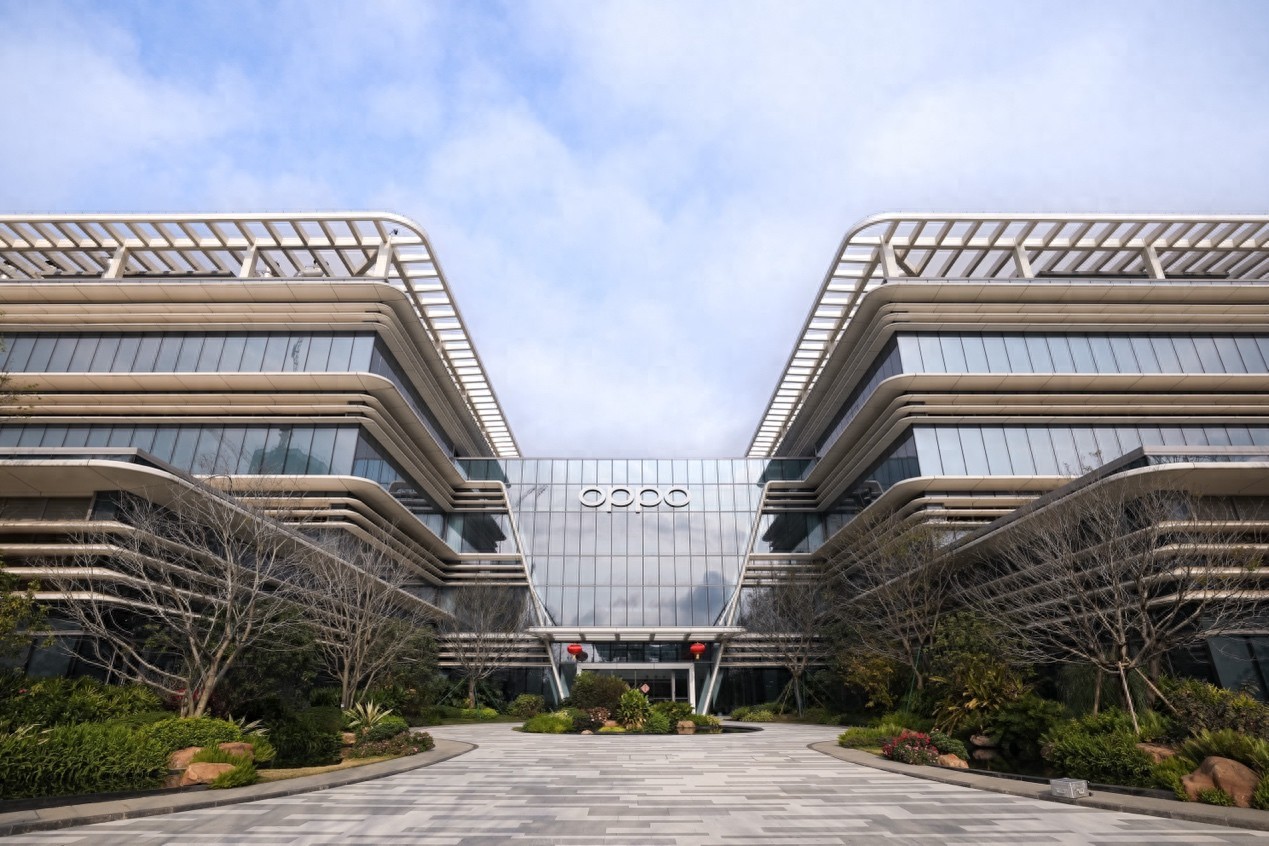 六部委发文:OPPO荣获2025年度卓越级智能工厂