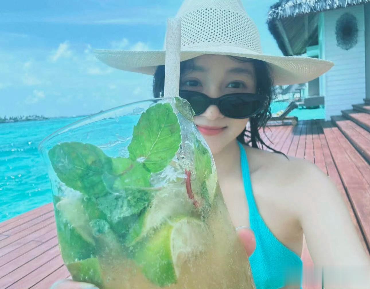 分手传闻四个月后,鹿晗的一个举动,终究是保留了关晓彤的体面