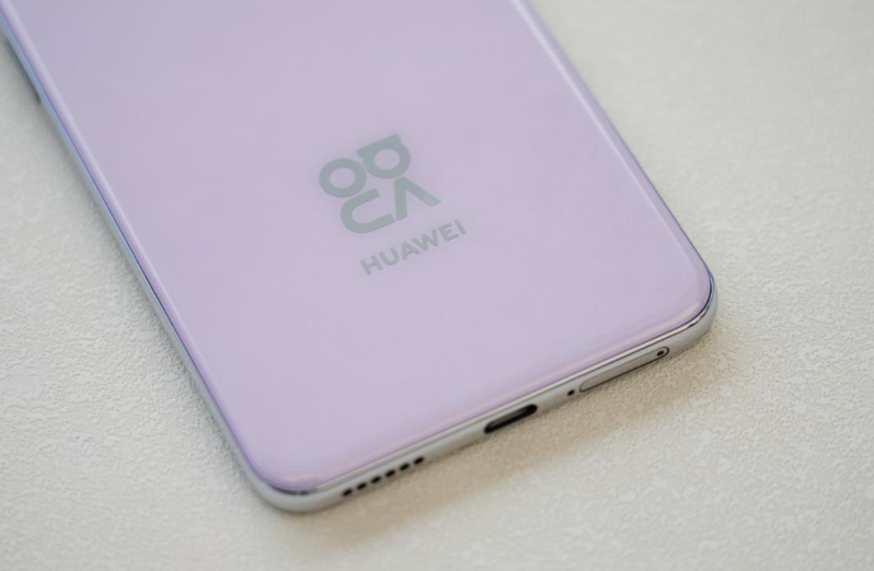 華為堅決清倉，從3799元降至2519元，512GB高配版售價一降再降