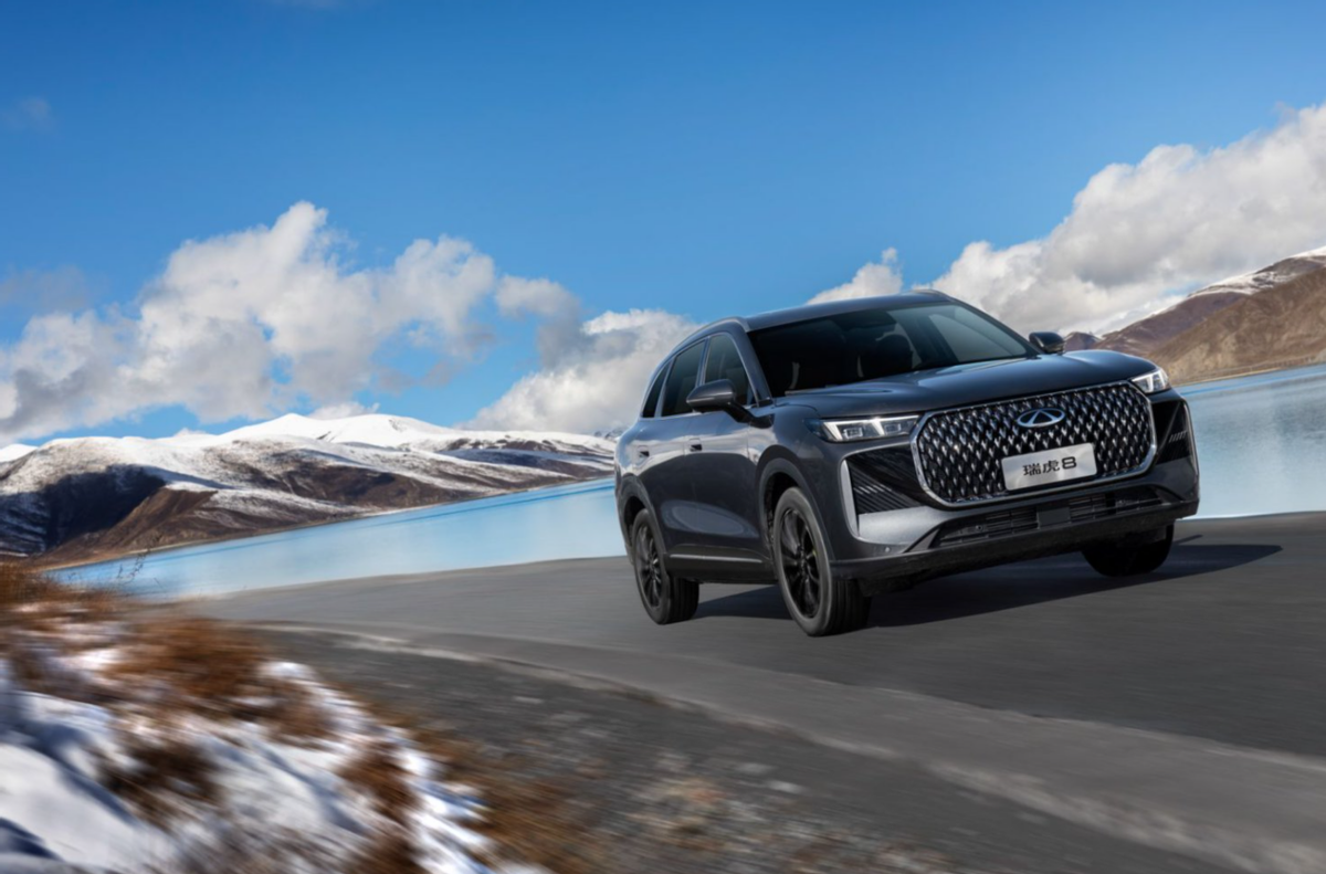 全新瑞虎8预售价10.59万元起,两种外观造型,燃油SUV新选择