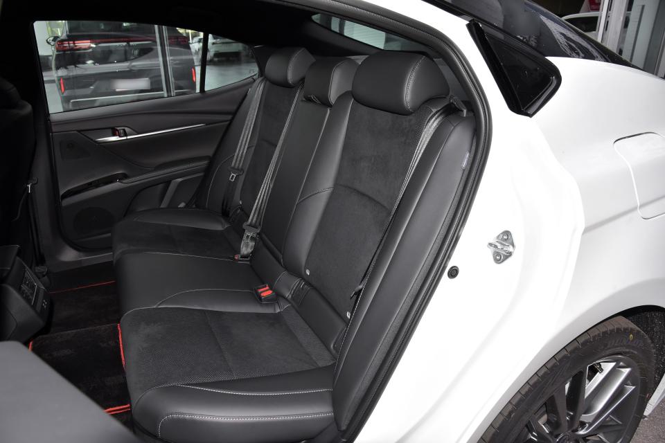 将“价格战”打到底!凯美瑞跌至12.18万起,4月份热销16217台