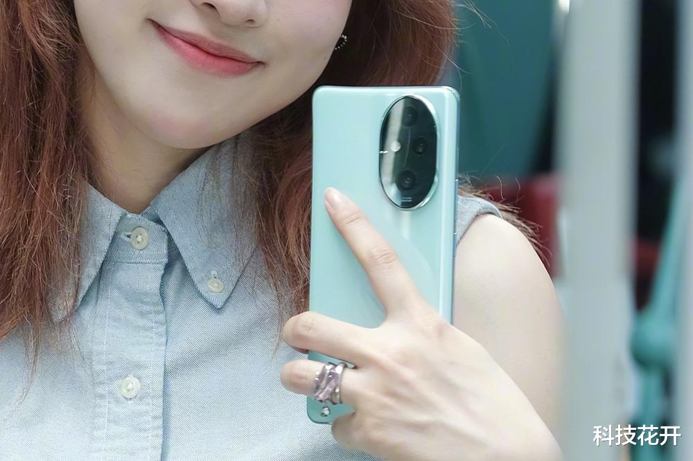 榮耀堅決清倉，16GB+512GB跌到“地板價”，50倍變焦+護眼屏