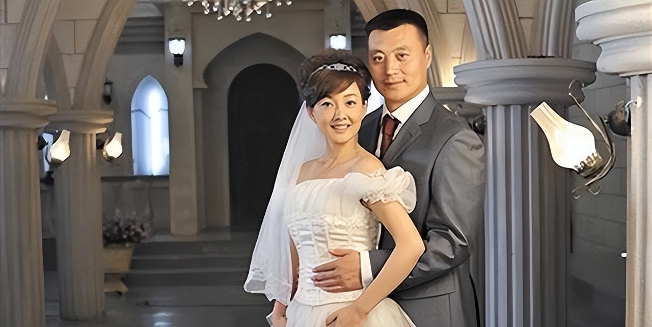 任程伟：她陪我住地下室7年，没房没车没存款，成名后哪敢抛弃？