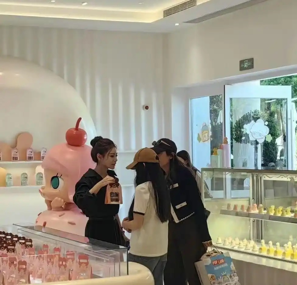 S妈曝汪小菲欠钱不还,马筱梅发声回应:不解S妈为何不请律师处理