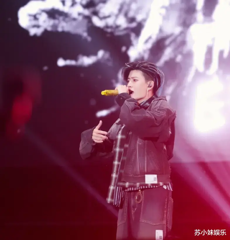 任嘉伦非科班出身，为什么能在演艺道路上大放异彩？