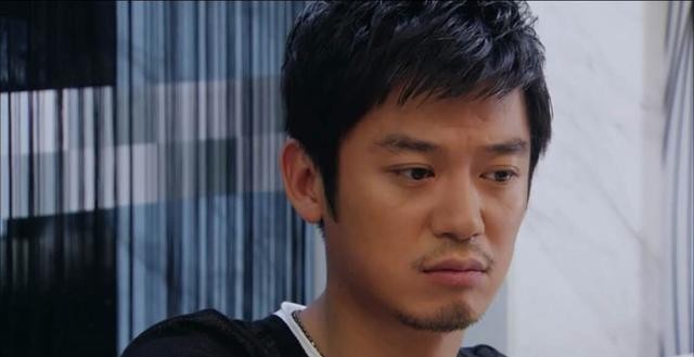 原来他是日本人!演了十年“鬼子”没火,如今靠着雷佳音终于红了