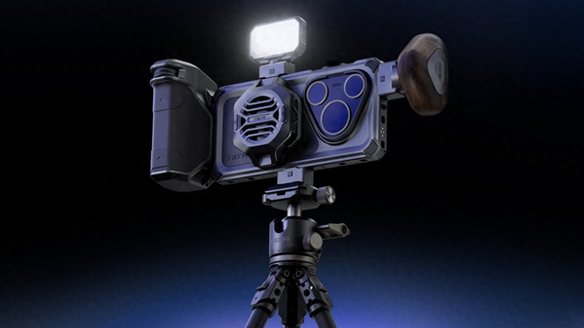 華為Pura80 Ultra變身專業攝像機！鐵頭3299元攝影套裝都有啥？