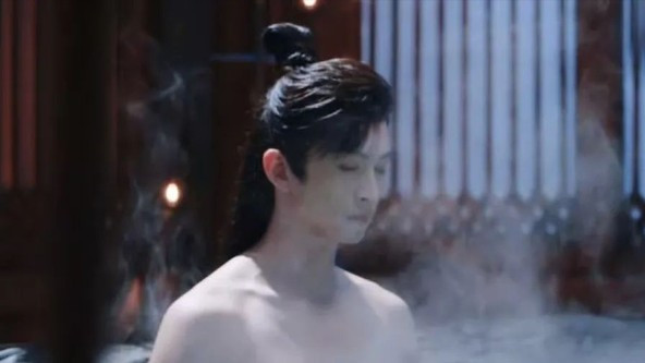 泡澡戏暴露演员身材，《藏海传》肖战VS《折腰》刘宇宁，差别明显