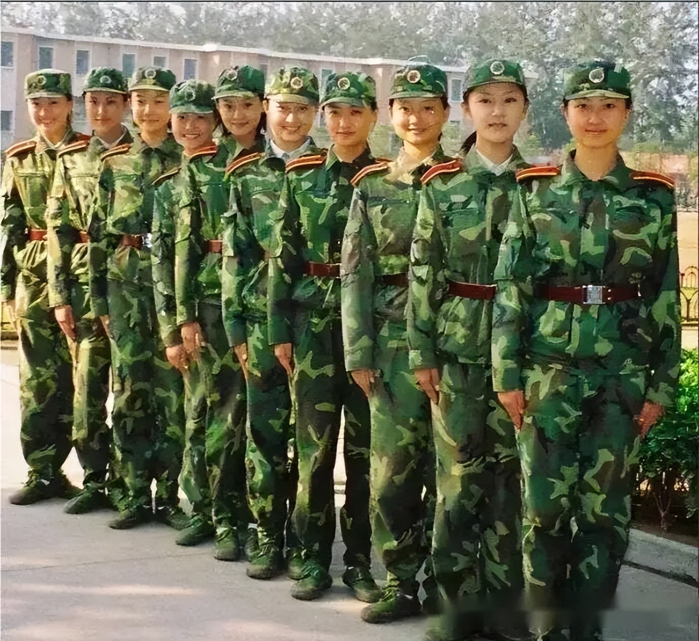 王媛可做梦也没想到，自己12岁双胞胎儿子，已经是她的骄傲了