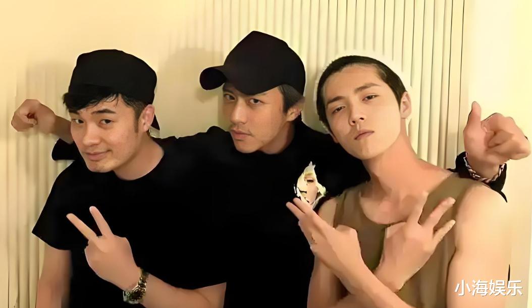 鹿晗解封后首发动态，手臂淤青引发猜测，一周涨粉四百万呢