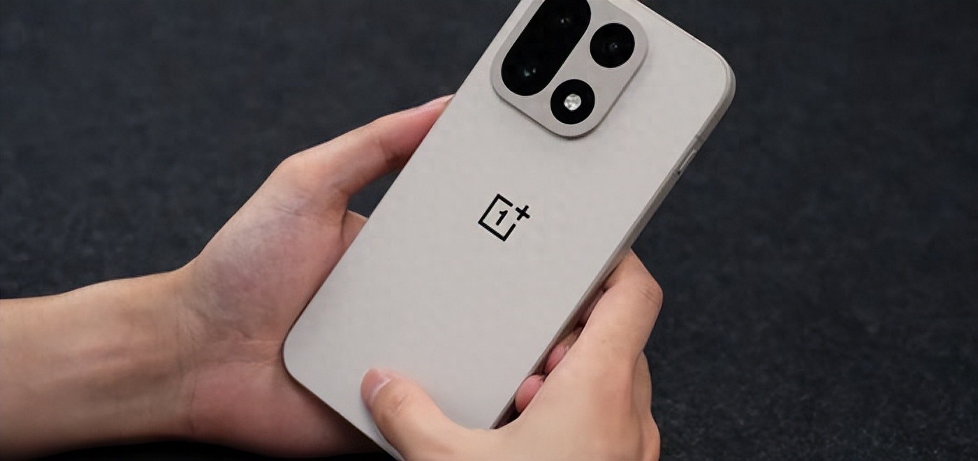 一加又想讓人“旦用難回”，但這一次可不僅靠165Hz超高刷