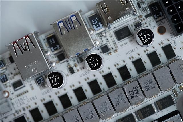 ITX小巧强悍!微星MPG B850I EDGE TI WIFI图赏