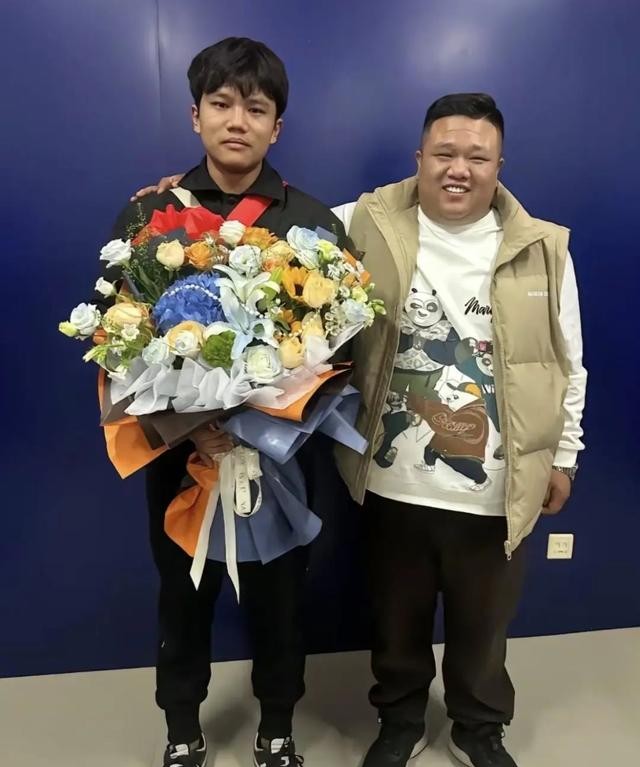 这一次，急于变现的解清帅终究是败光了路人缘，也给谢岳提了个醒